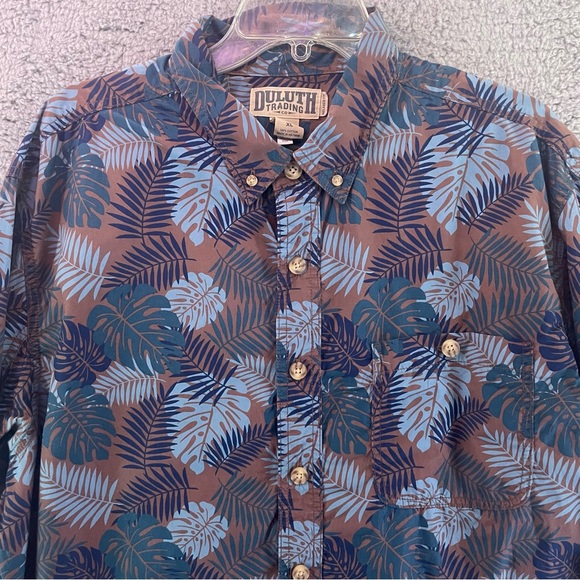 Duluth Trading Co Men's Size XL Long Sleeve Relaxes Fit All Over Print Hawaiian - Picture 2 of 9